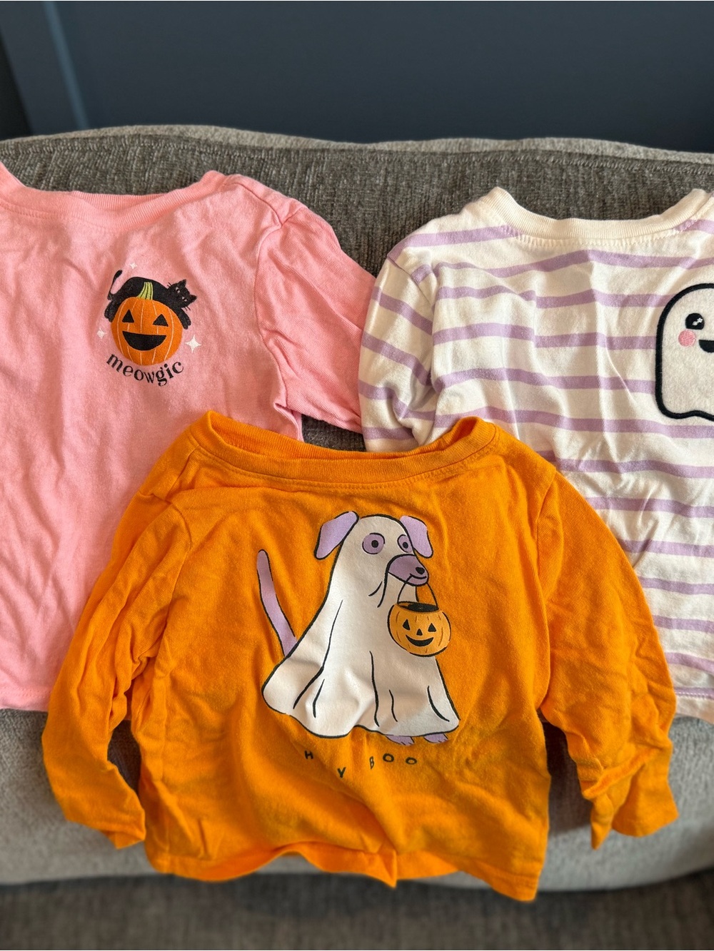 Old Navy Halloween Graphic Long Sleeve Tees 18-24 month